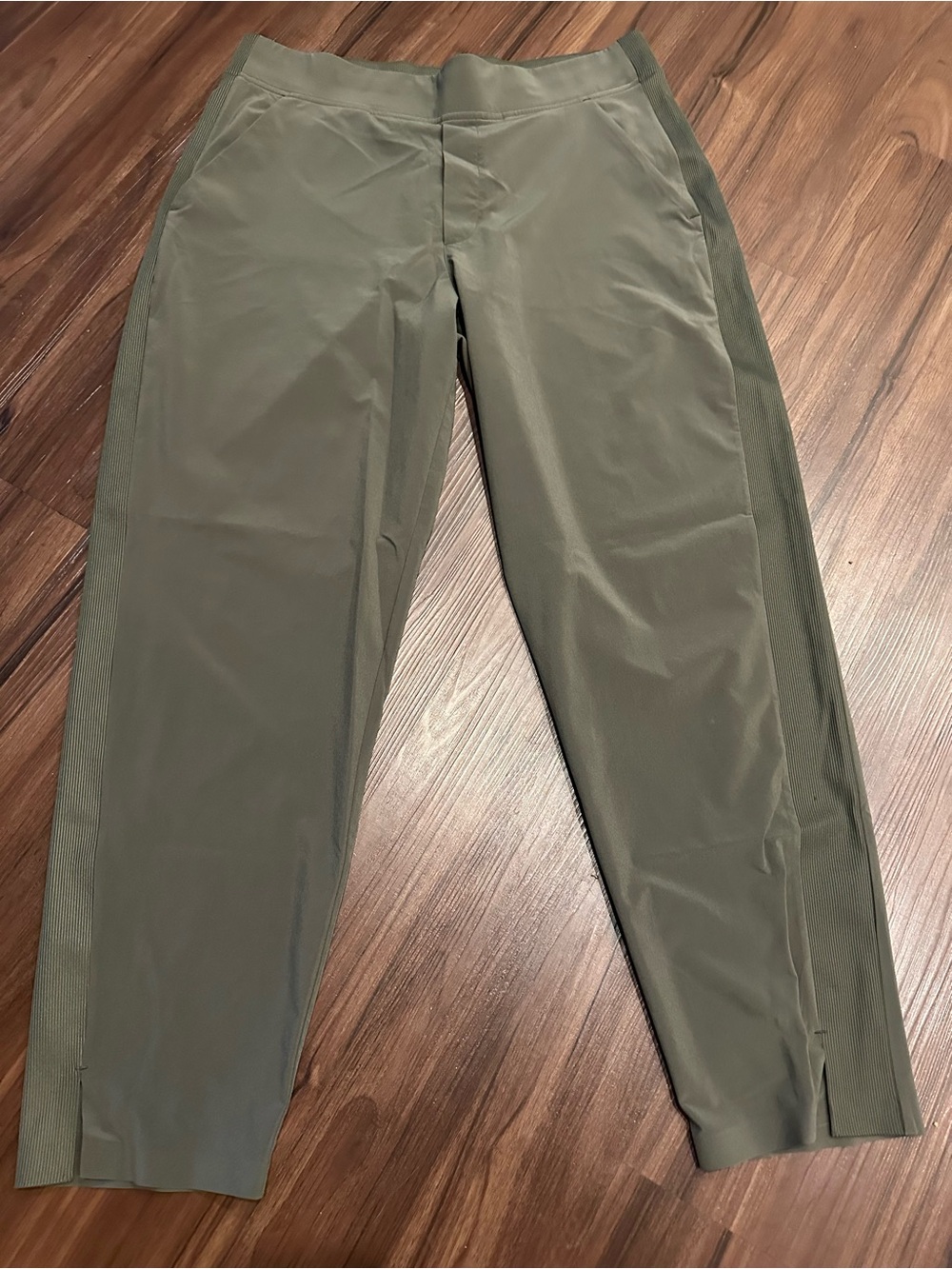 ATHLETA Brooklyn Ankle Size 12
